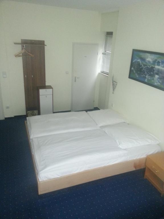 Hotelgarni Frankfurt Франкфурт-на-Майне Номер фото