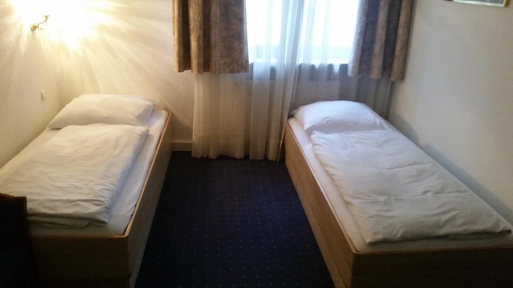 Hotelgarni Frankfurt Франкфурт-на-Майне Номер фото